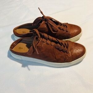 FRYE sneakers